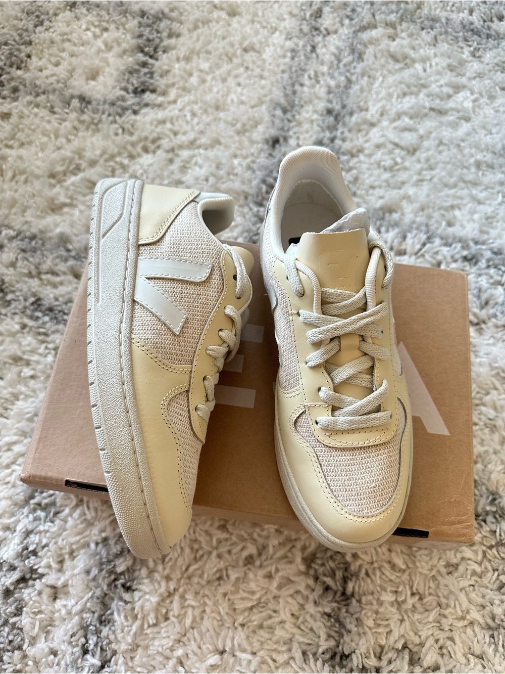 Veja women’s V-10 J-MESH JUTE WHIT sneakers shoes